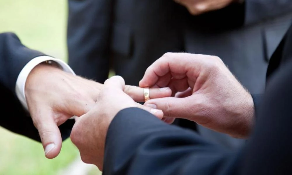 Γεγονός ο γάμος των ομόφυλων ζευγαριών μέχρι το τέλος του έτους